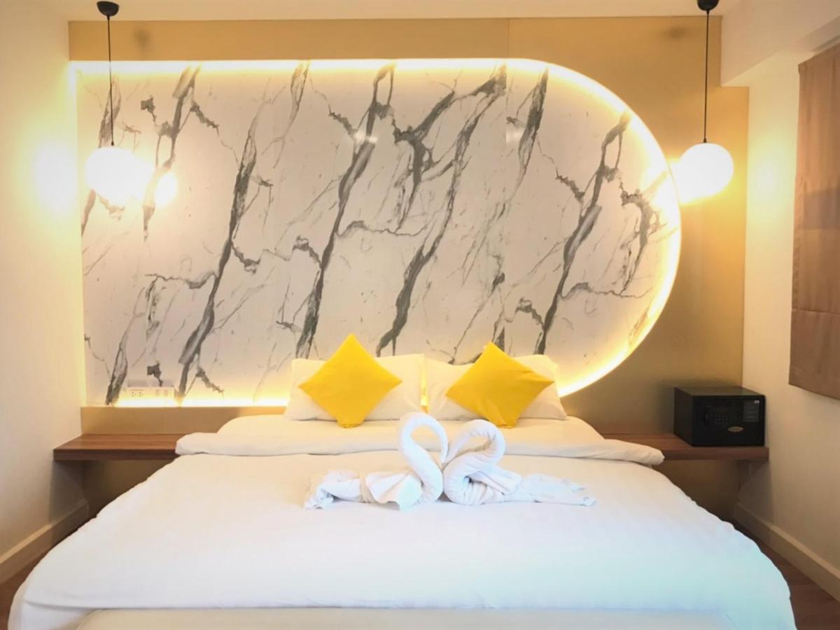לינה וארוחת בוקר La La Moon Krabi Poshtel'N' Pool מראה חיצוני תמונה